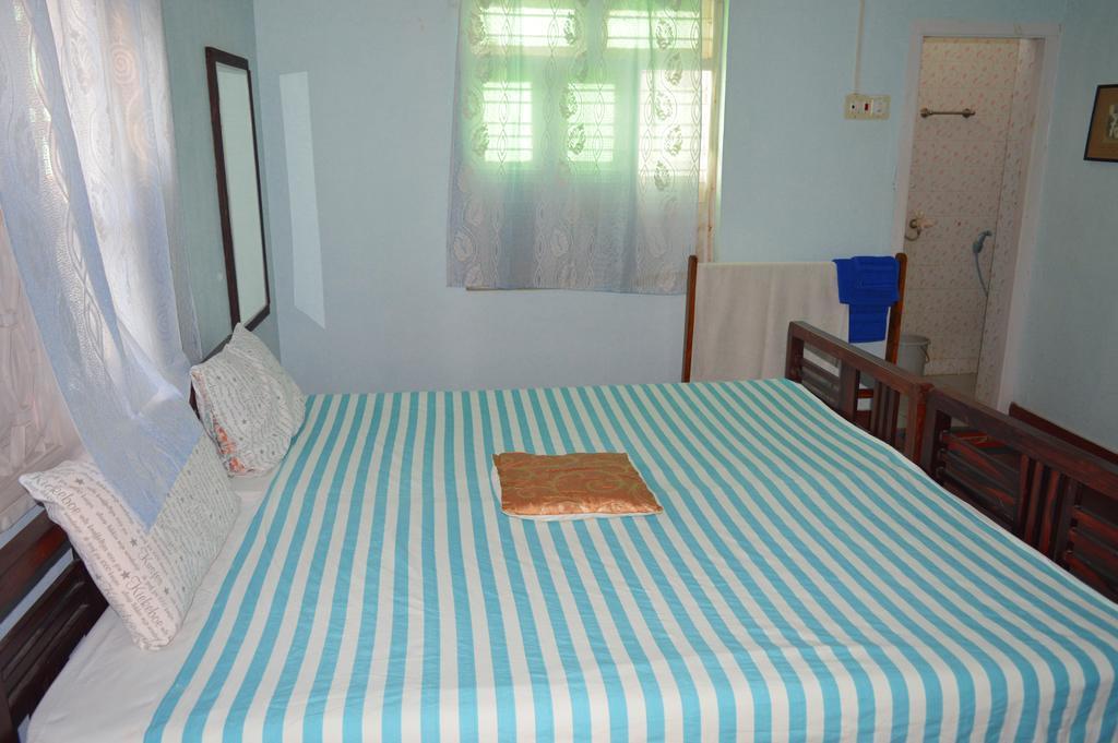 מלון פונדיצ'רי La Maison Blanche מראה חיצוני תמונה