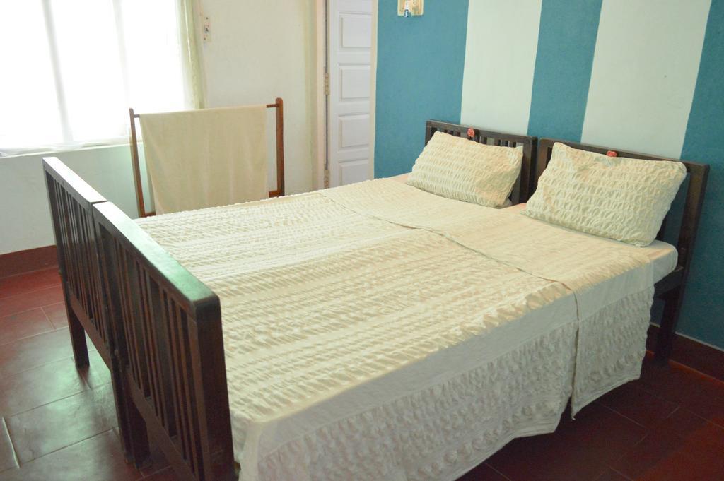 מלון פונדיצ'רי La Maison Blanche מראה חיצוני תמונה
